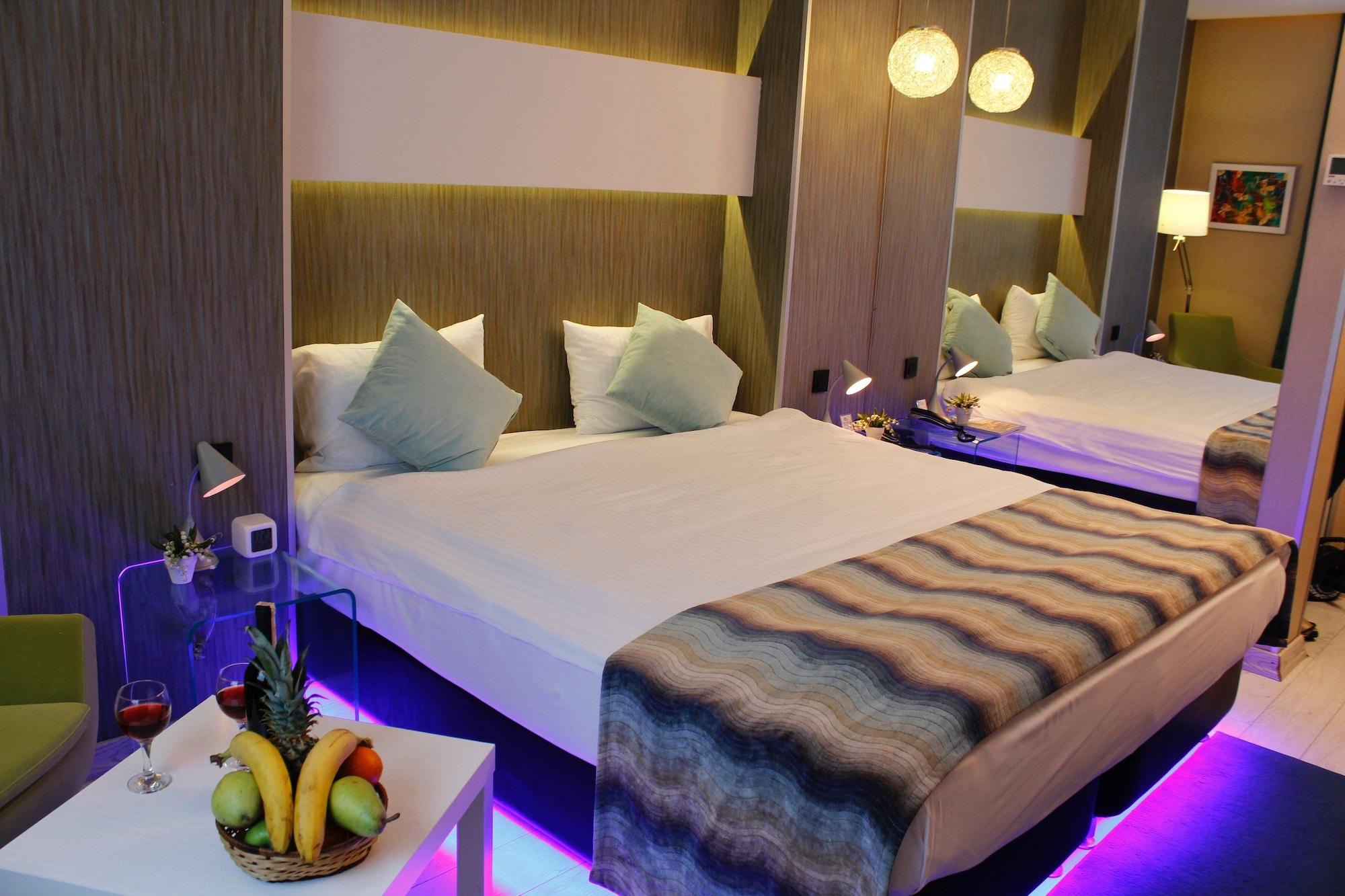 Tempo Hotel 4Levent Provincia di Provincia di Istanbul Esterno foto